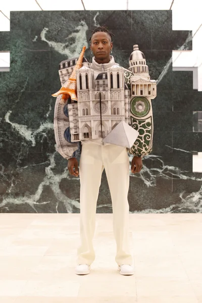 Look 38